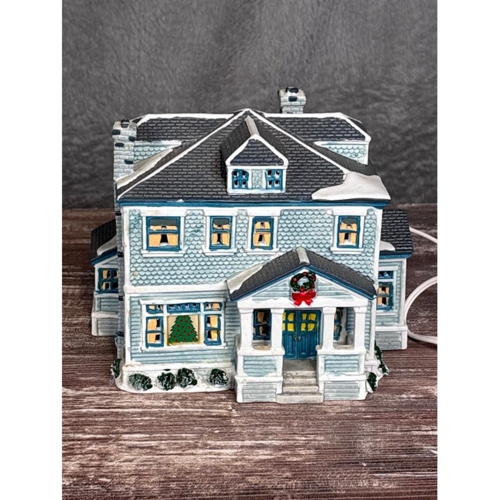 Lemax Jukebox Junction Christmas Village House Lighted Building 1999 Collectible